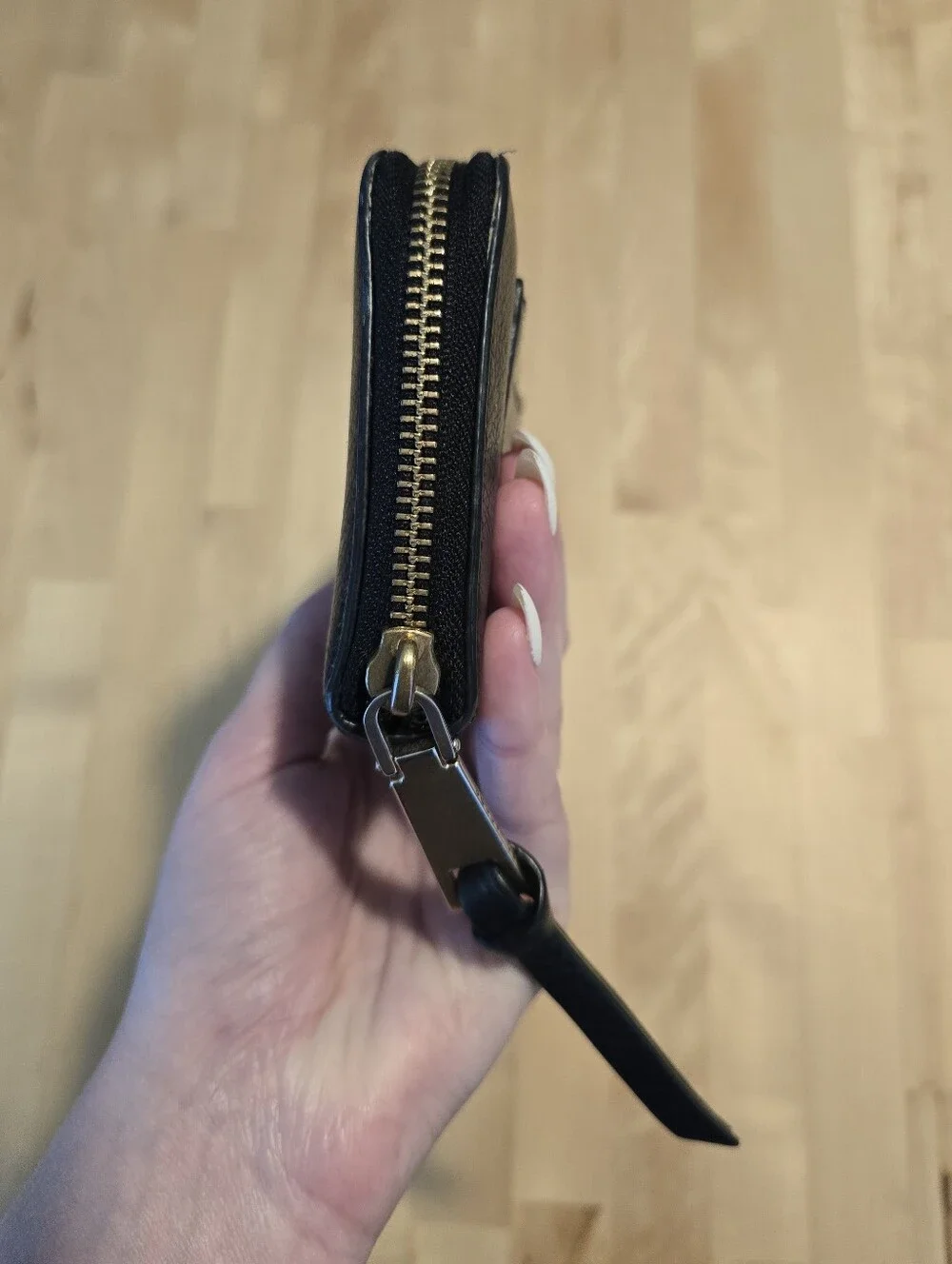 Marc Jacobs Long Black Zip Leather Wallet